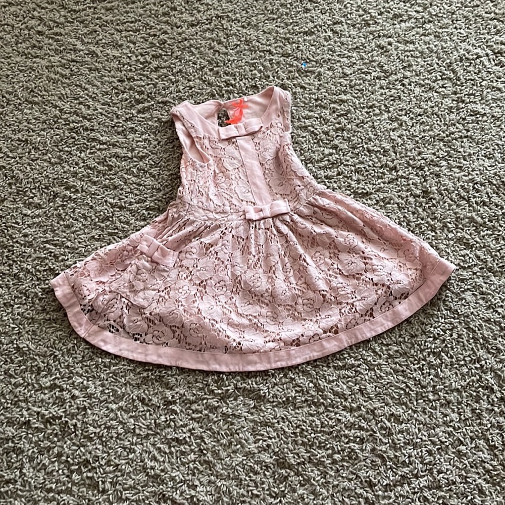 Dress - Picture 3 of 4